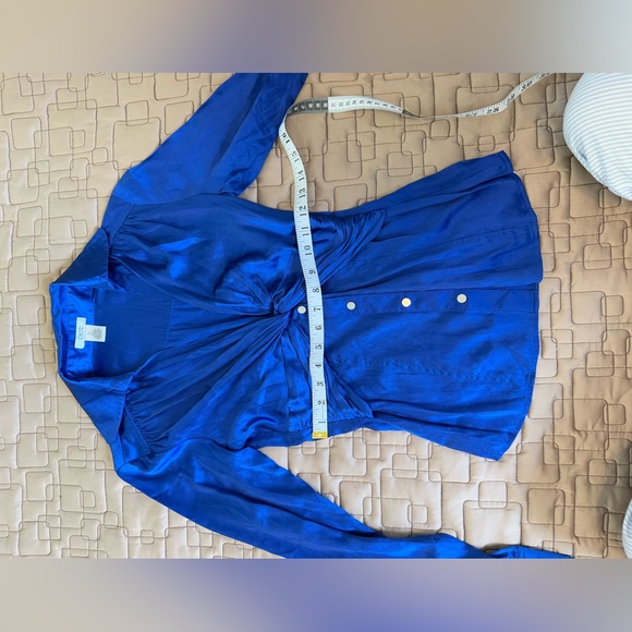 Blue Cache Short Silk Top - Size XS - Picture 6 of 6